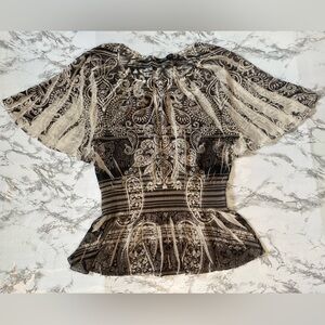 APT.9 Woman White & Grey Top Flowing Batwing Sleeves Drop Draw String Waist